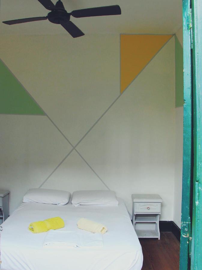 Freedom Hostel Росарио Экстерьер фото